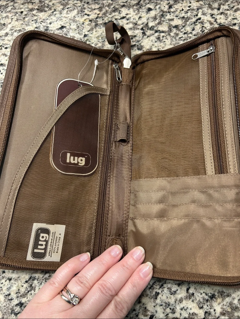 lug Quilted Travel Wallet - Brown